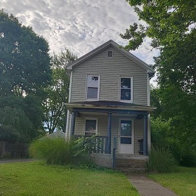 28 Hopkins Ave, Amelia, OH 45102