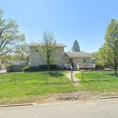 2801 E Douglas Ave, Des Moines, IA 50317