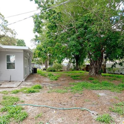 2815 39 Th Ave W, Bradenton, FL 34205