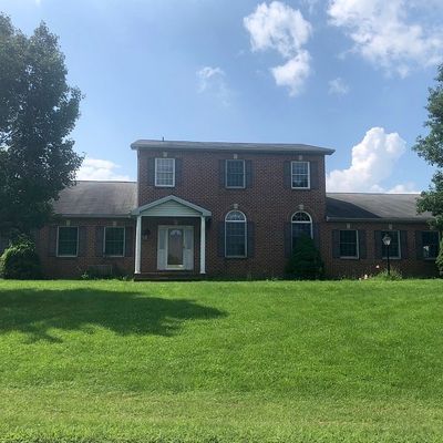 2870 Judith Ct, York, PA 17408