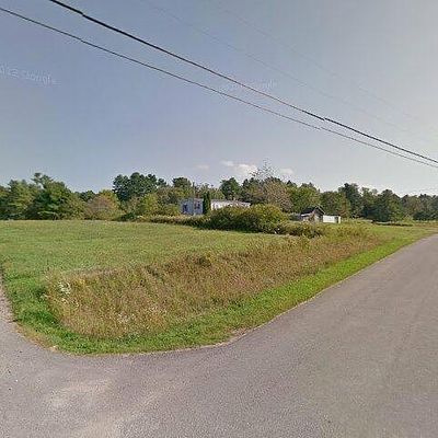 29 Thompson Ln, Chelsea, ME 04330