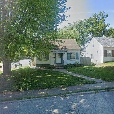 2327 Central Ave, Bettendorf, IA 52722