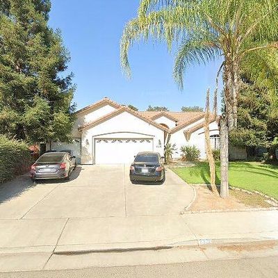 2329 N Linda Vista St, Visalia, CA 93291