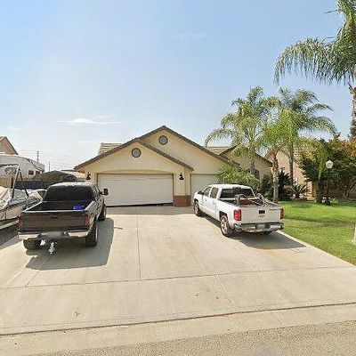 2329 S Beech Dr, Visalia, CA 93292