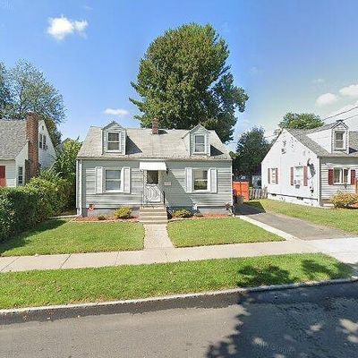 24 Bither St, Springfield, MA 01118