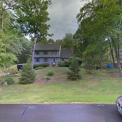 24 Windsor Dr, Merrimack, NH 03054