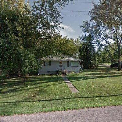 241 Maple Ave E, Forman, ND 58032