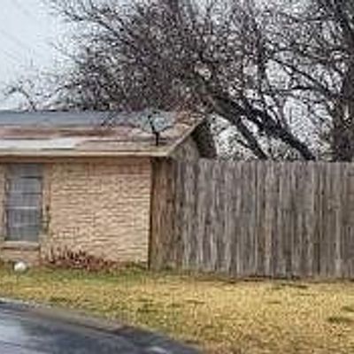 2425 Richland Dr, Garland, TX 75044