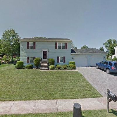 2445 Heather Rd, York, PA 17408