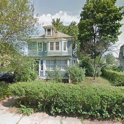 25 Henry St, Cranston, RI 02905