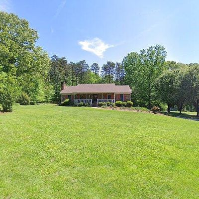 2504 Morning Glory Dr, Kernersville, NC 27284