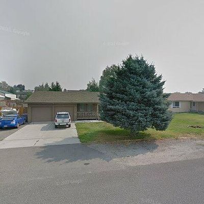 319 S Houston Ave, East Wenatchee, WA 98802