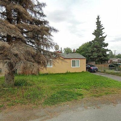 3203 Oregon Dr, Anchorage, AK 99517