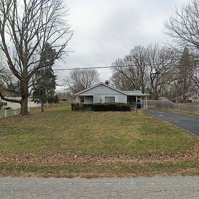 3225 N Brett Ave, Decatur, IL 62526