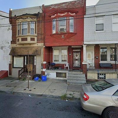 3228 W York St, Philadelphia, PA 19132