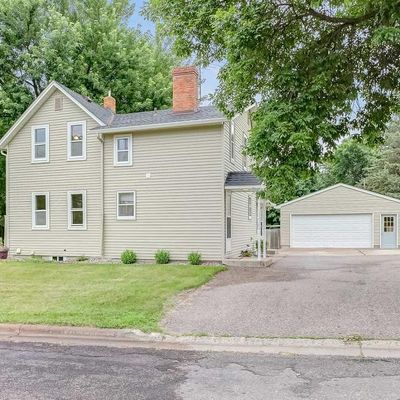 325 N Willow St, Belle Plaine, MN 56011