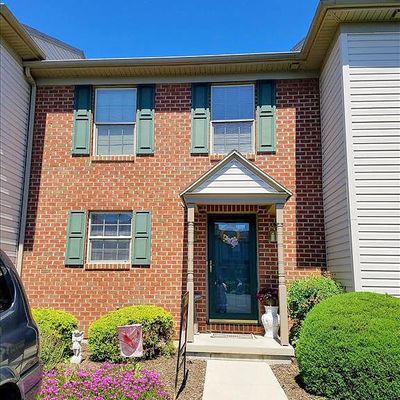 33 E 3 Rd Ave, Spring Grove, PA 17362