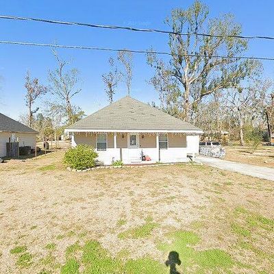 3308 Woodcrest Ave, Houma, LA 70363