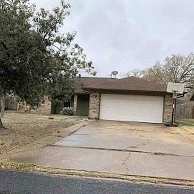 3319 Big Bend Dr, Bryan, TX 77803