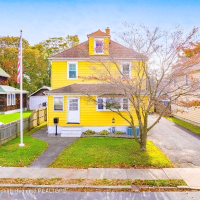 338 E Columbus Pl, Long Branch, NJ 07740