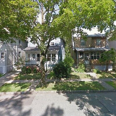 34 1/2 Central Ave, Montclair, NJ 07042