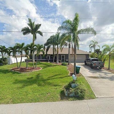 35 Nw 30 Th Pl, Cape Coral, FL 33993