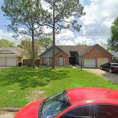 3505 Blue Wing Dr, Dickinson, TX 77539