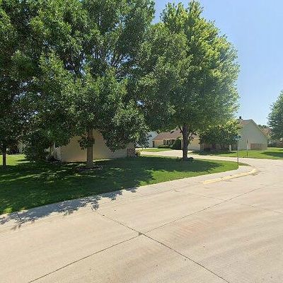 3 Saint James Pl, Grand Island, NE 68803