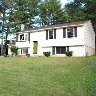 30 Toftree Ln, Dover, NH 03820