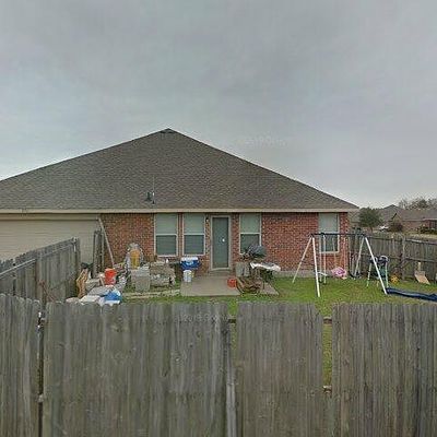 300 Honeysuckle Ct, Red Oak, TX 75154