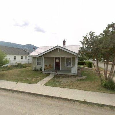 301 S Terrace St, Salmon, ID 83467