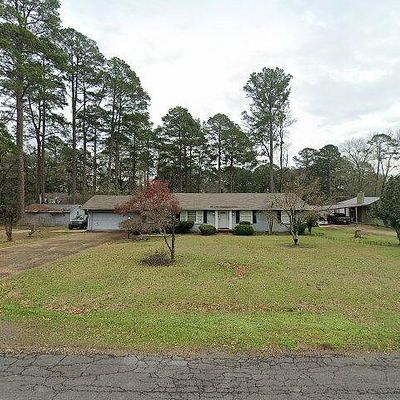 303 Berg Ave, Camden, AR 71701