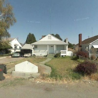 303 Douglas St, Grandview, WA 98930