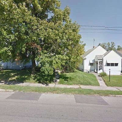 305 E Siebenthaler Ave, Dayton, OH 45405