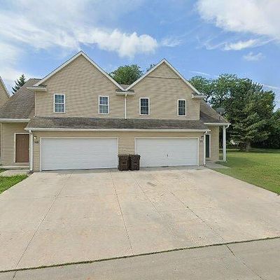 3059 Overland Trl, Lincoln, NE 68503