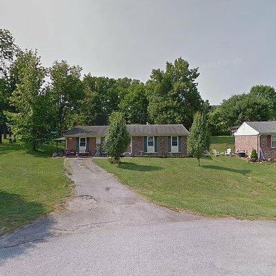 307 Birch Dr, Frankfort, KY 40601