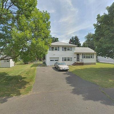 308 Lucia Ave, Middlesex, NJ 08846