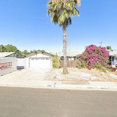 3084 Adler Ave, Clovis, CA 93612