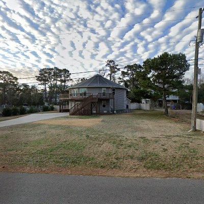 309 Lewis Dr, Carolina Beach, NC 28428