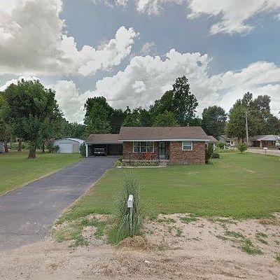 311 N Gregory Ln, Corning, AR 72422