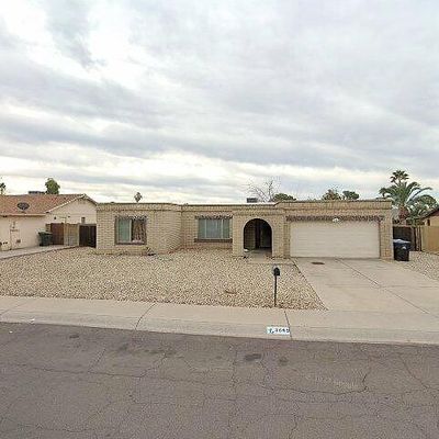 3949 W Desert Hills Dr, Phoenix, AZ 85029