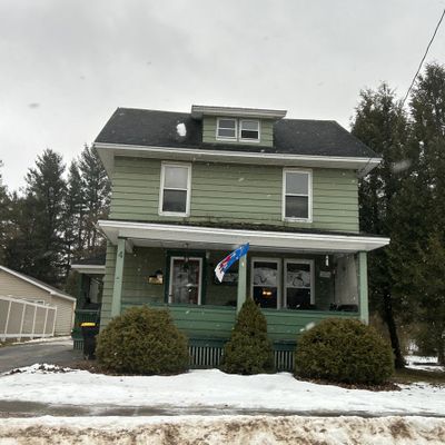 4 Harding St, Malone, NY 12953