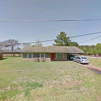 401 Barham St, Philadelphia, MS 39350