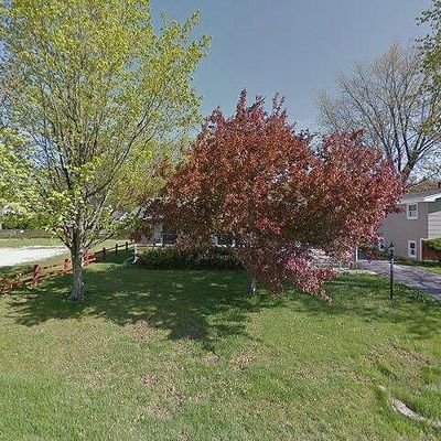 402 Bonnie Brae Ave, Grayslake, IL 60030