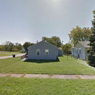 403 Fletcher Ln, Beech Grove, IN 46107