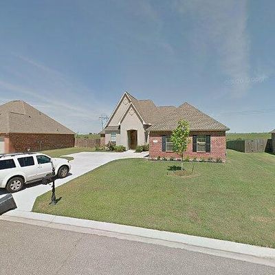 41191 Remington Dr, Sorrento, LA 70778