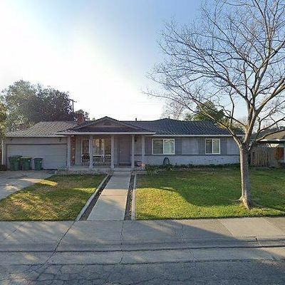 414 E Benjamin Holt Dr, Stockton, CA 95207