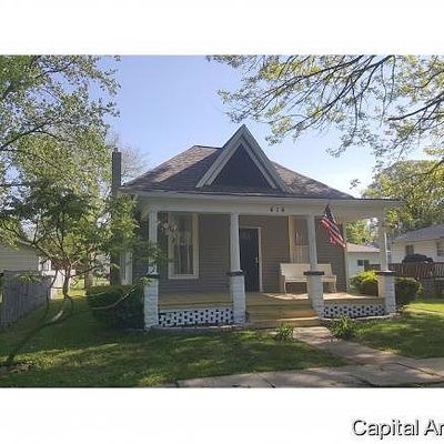 414 E Jasper St, Mount Pulaski, IL 62548