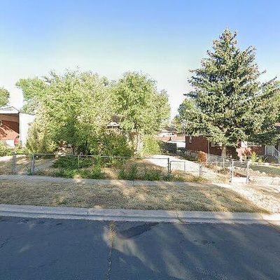 415 Yellowstone Rd, Colorado Springs, CO 80910