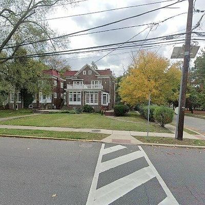 418 W Maple Ave, Merchantville, NJ 08109